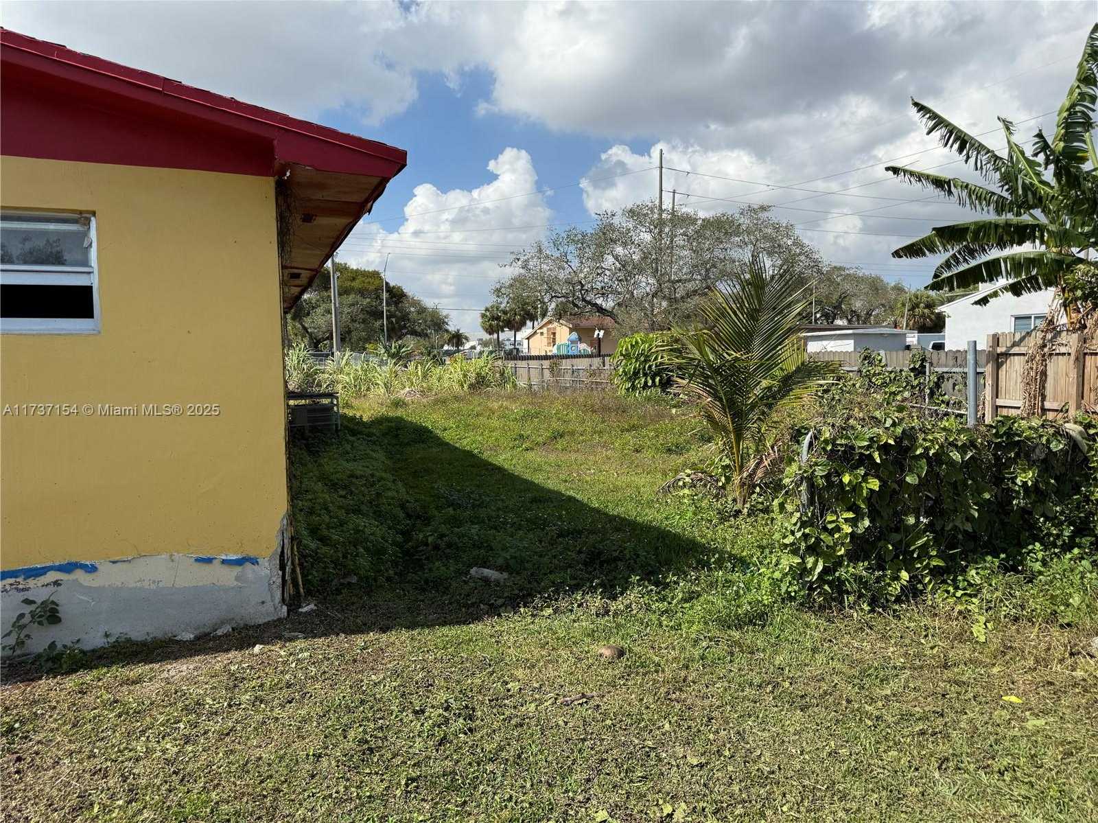 Small Image of 190 NORTH WEST 163RD ST, Miami Number 22