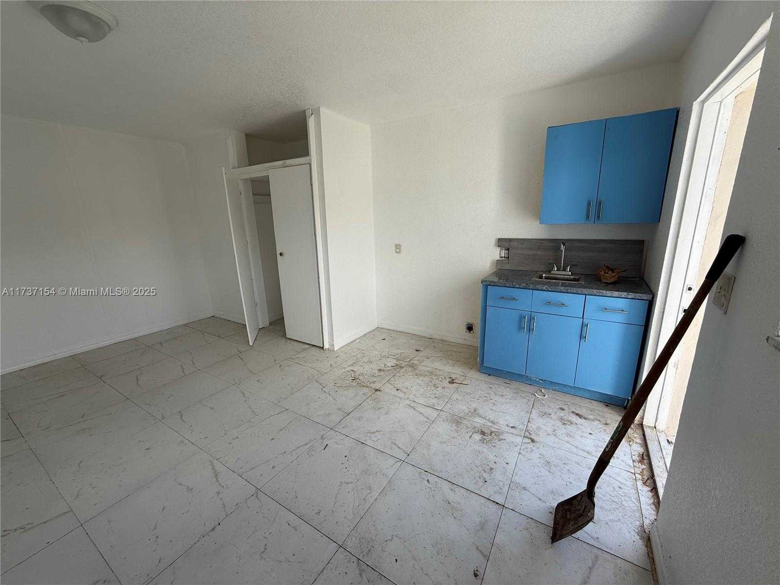 Small Image of 190 NORTH WEST 163RD ST, Miami Number 24