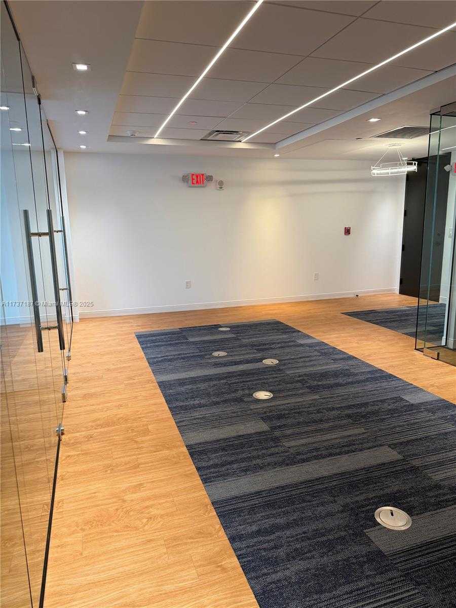Small Image of 800 NORTH FEDERAL HWY #908, Hallandale Beach Number 5