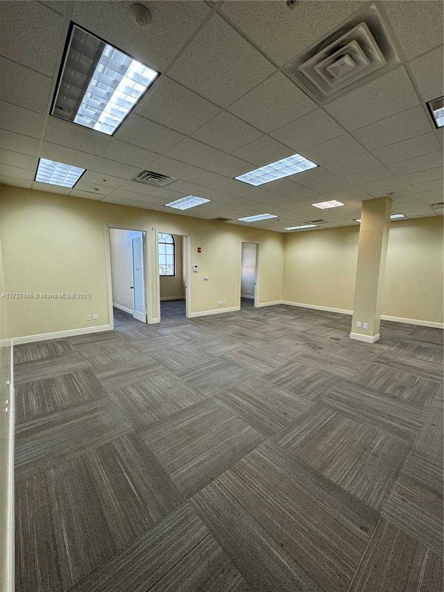 Small Image of 2100 SE Hillmoor Dr, Port St. Lucie, FL 34952, USA Number 7
