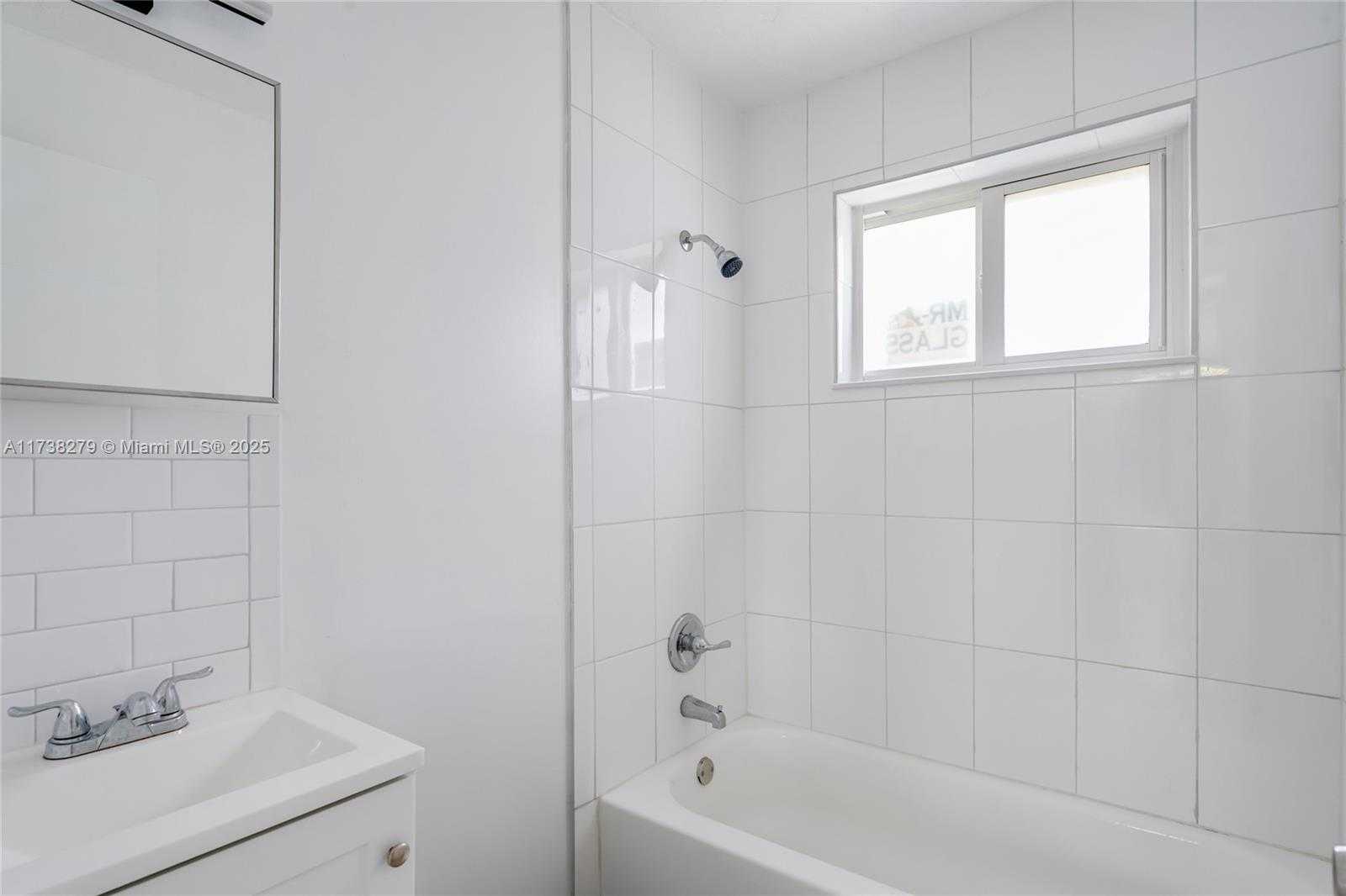 Small Image of 1630 NORTH WEST 18TH ST, Miami Number 11