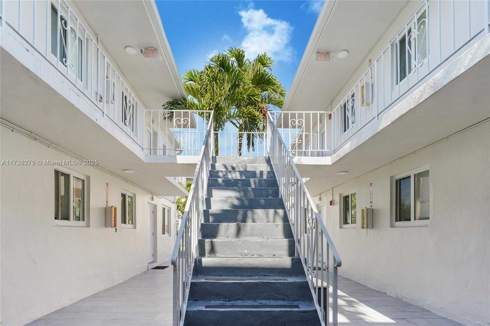Small Image of 1630 NORTH WEST 18TH ST, Miami Number 2