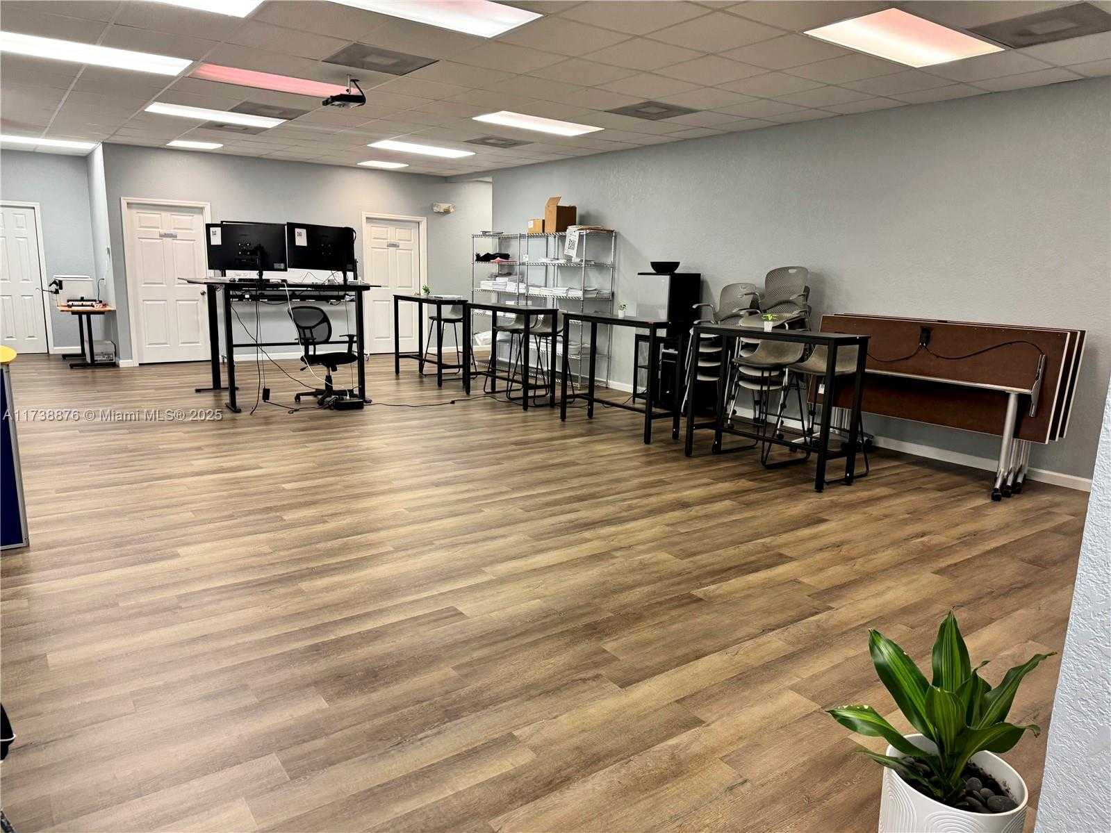 Small Image of 295 Patterson Rd, Haines City, FL 33844, USA Number 19