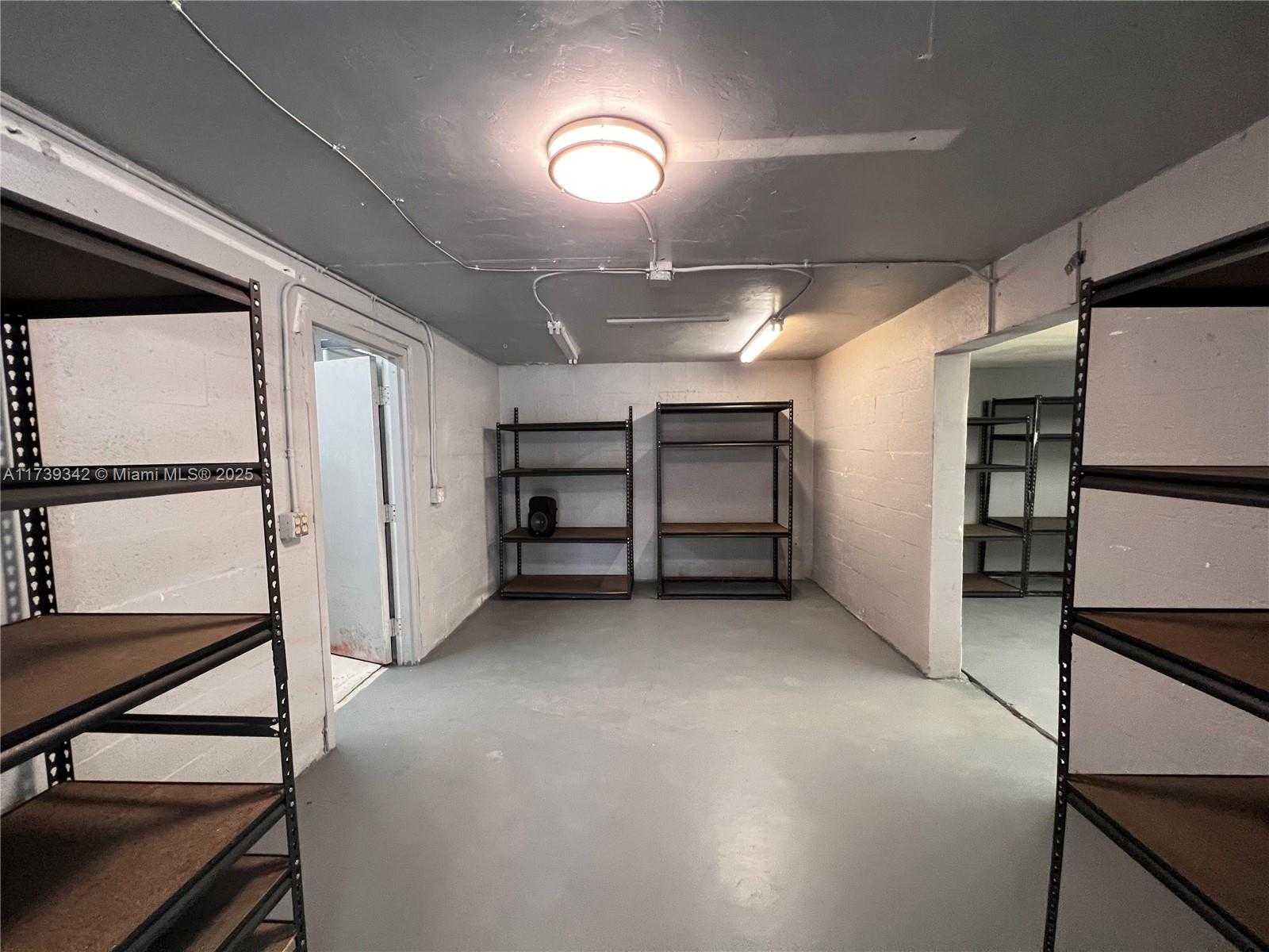 Small Image of 1100 SOUTH DIXIE HWY, Hollywood Number 17