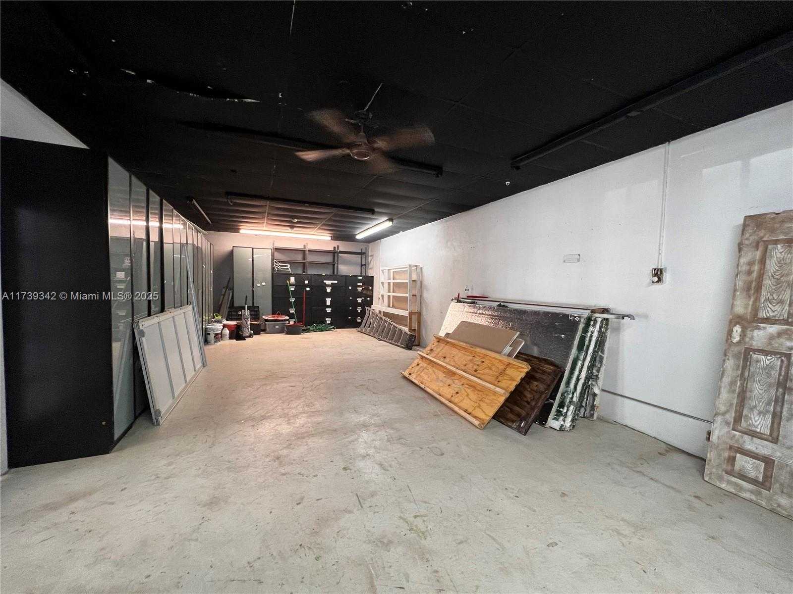 Small Image of 1100 SOUTH DIXIE HWY, Hollywood Number 18