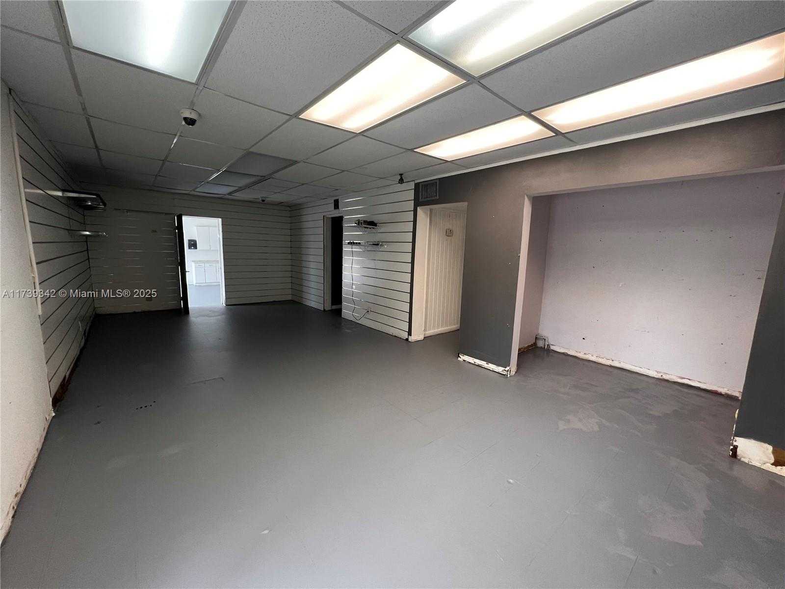 Small Image of 1100 SOUTH DIXIE HWY, Hollywood Number 7