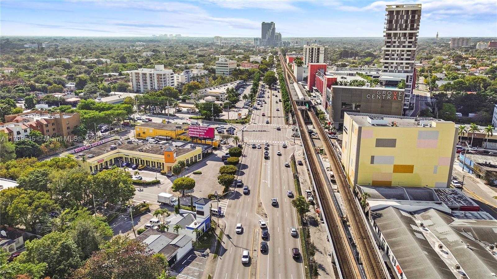 Small Image of 2550 SOUTH DIXIE HWY, Miami Number 41