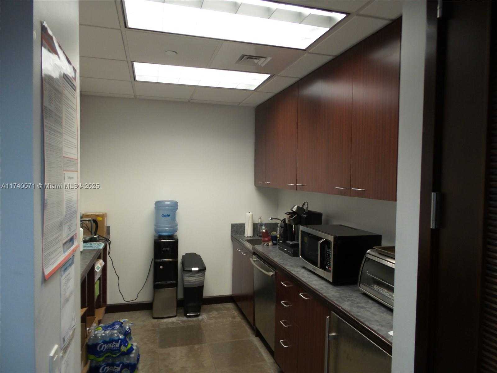 Small Image of 1000 BRICKELL AVE #610, Miami Number 13
