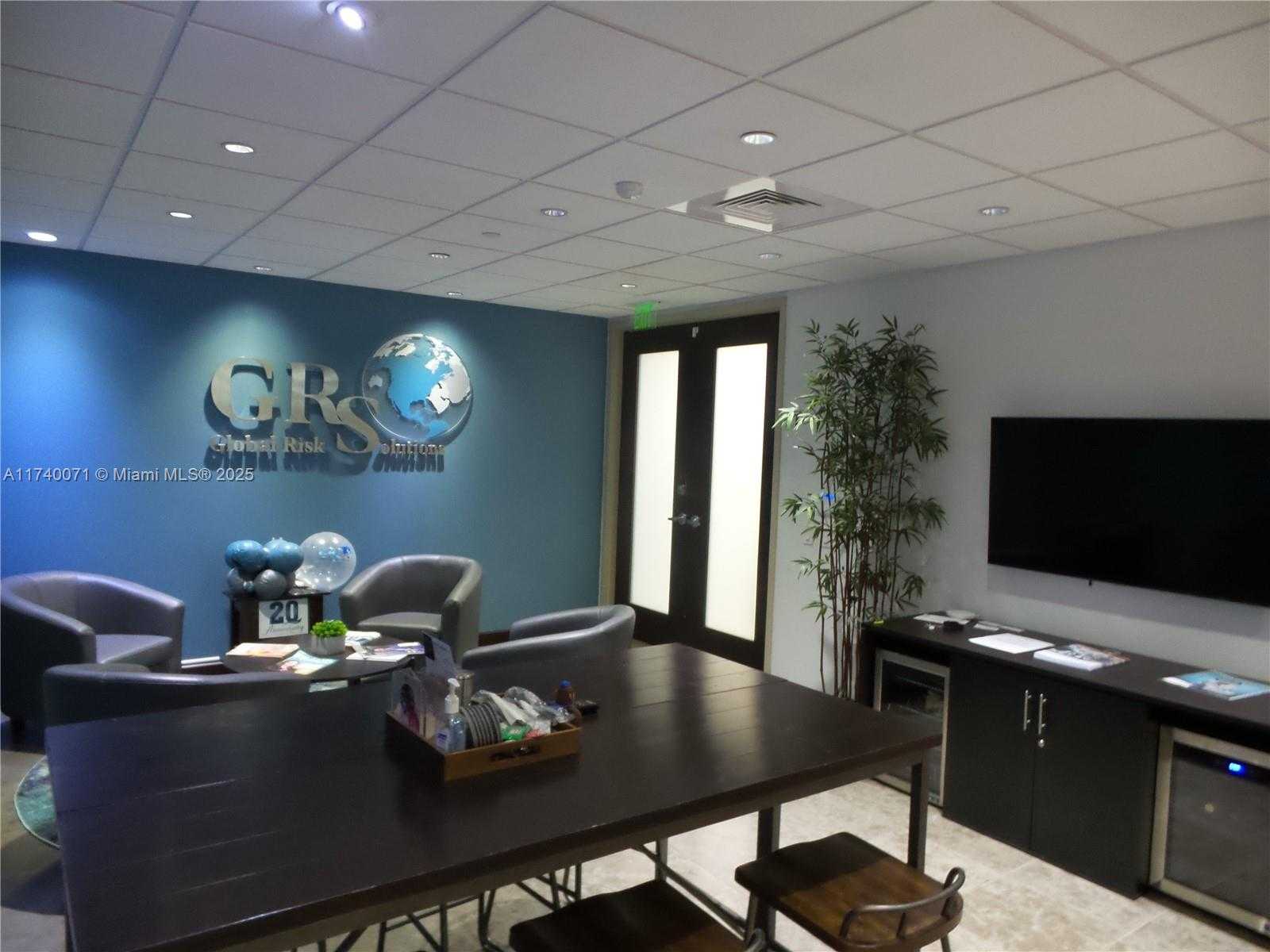 Small Image of 1000 BRICKELL AVE #610, Miami Number 8