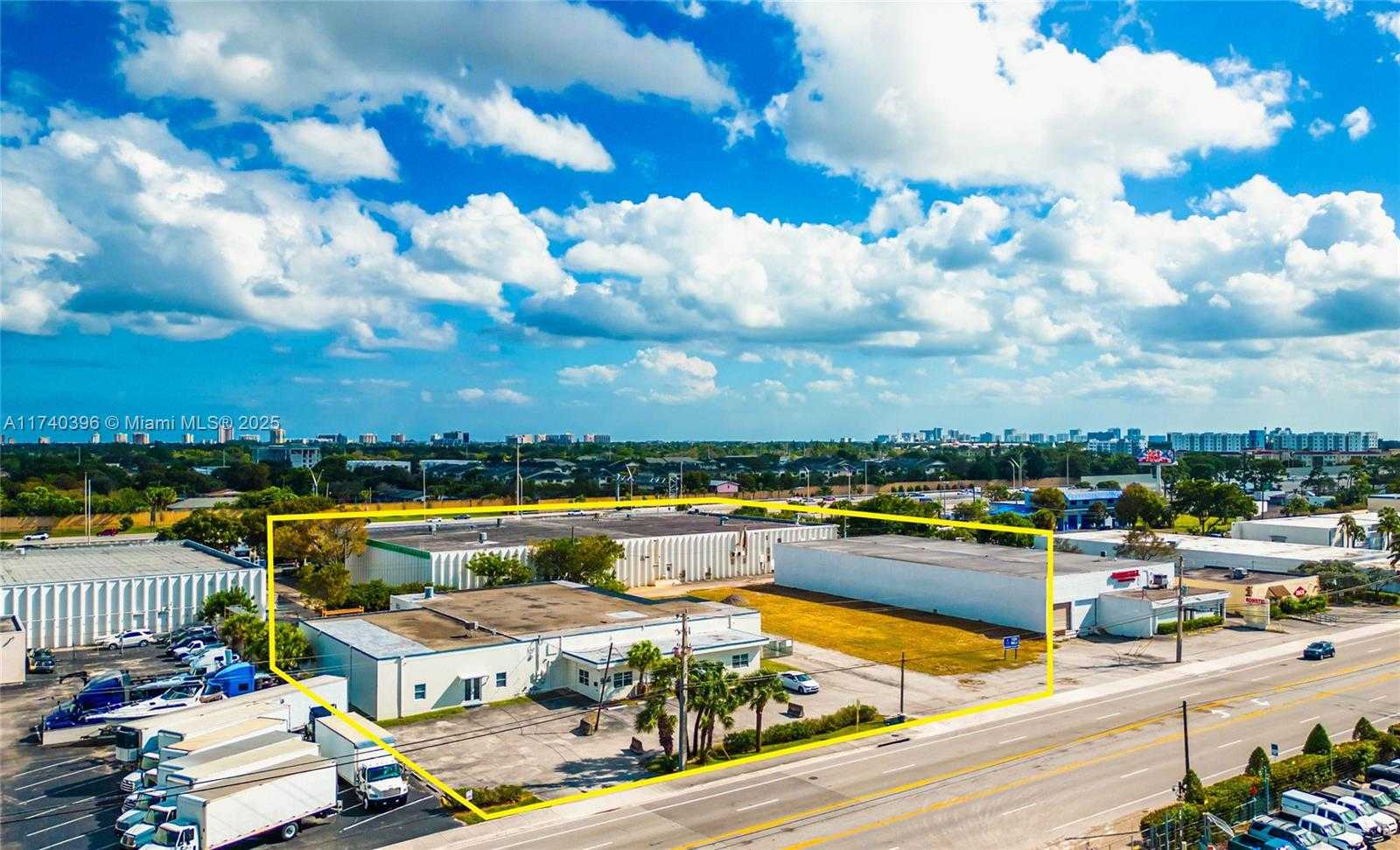 Small Image of 956 SOUTH WEST 12TH AVE, Pompano Beach Number 2