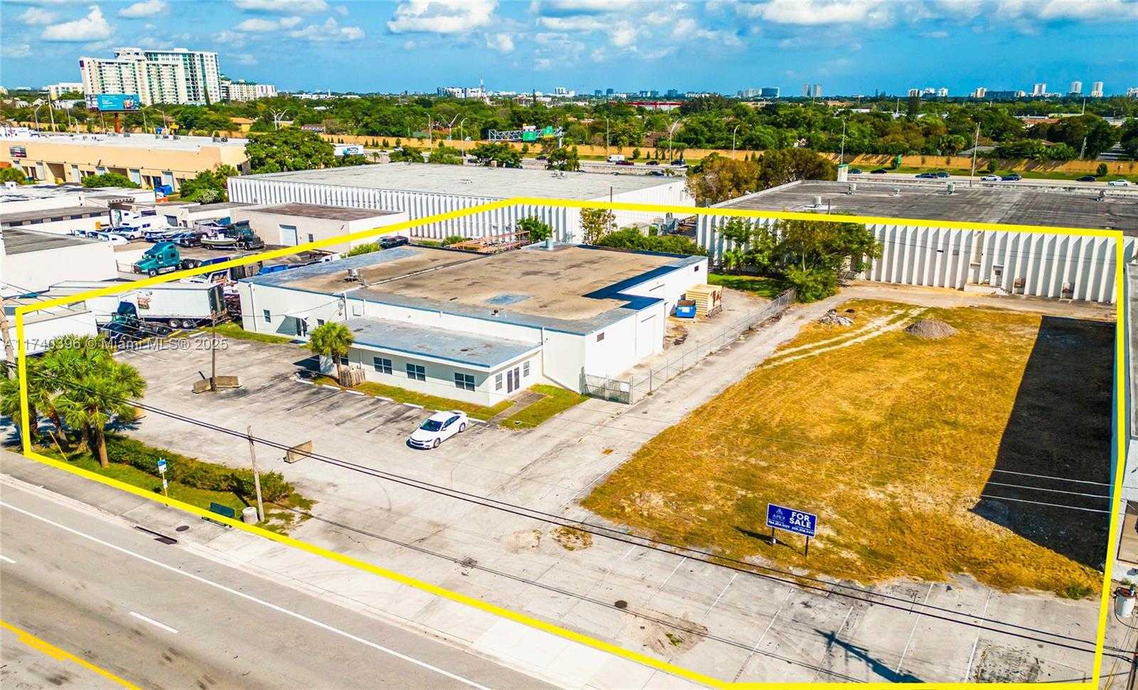 Small Image of 956 SOUTH WEST 12TH AVE, Pompano Beach Number 3