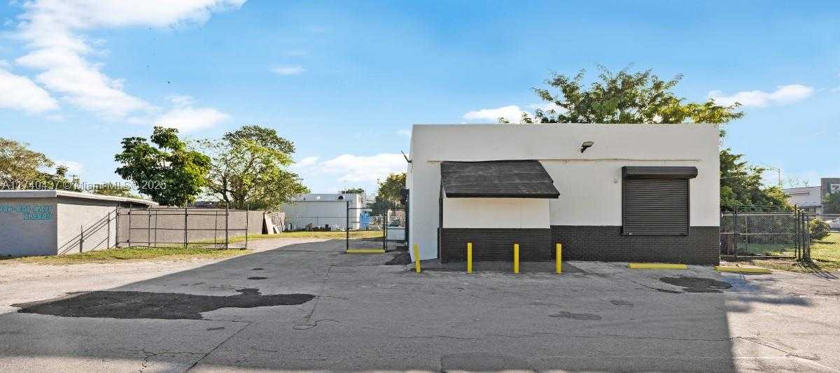 Small Image of 7929 NORTH WEST MIAMI CT, Miami Number 2