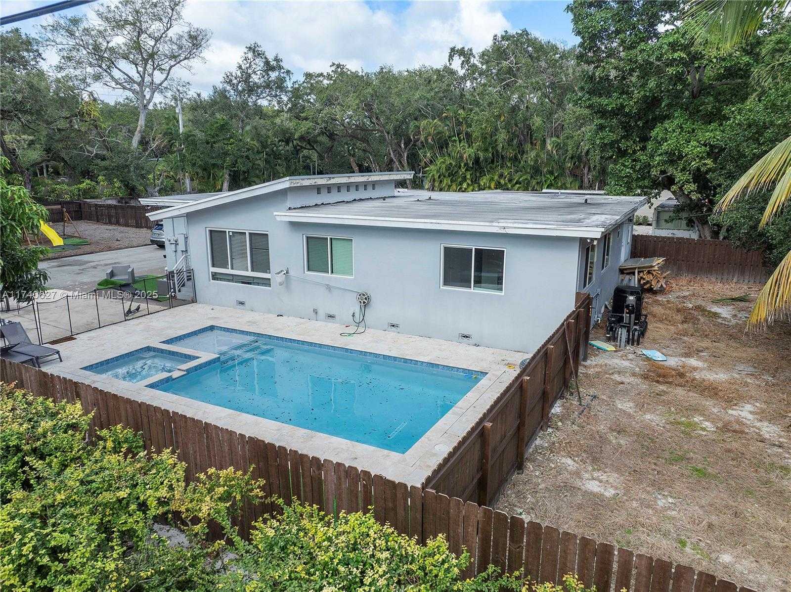 Small Image of 3981 SOUTH WEST 58TH ST, Dania Beach Number 33