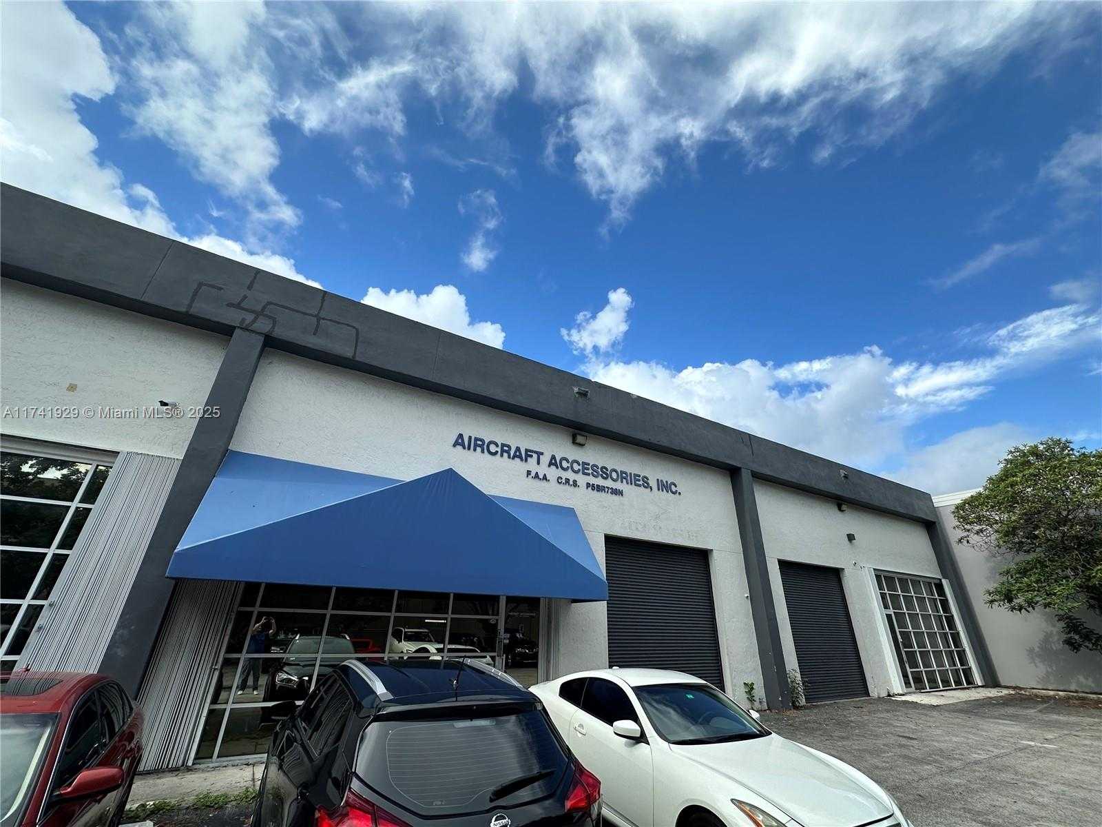 Small Image of 2330 NORTH WEST 102ND AVE #4, Doral Number 11