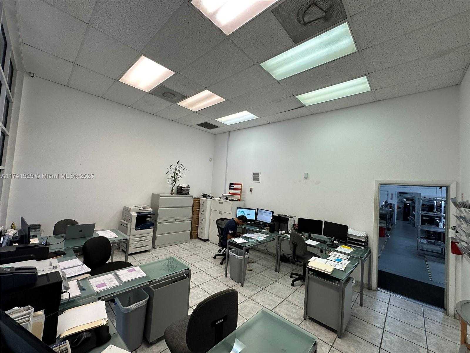 Small Image of 2330 NORTH WEST 102ND AVE #4, Doral Number 9