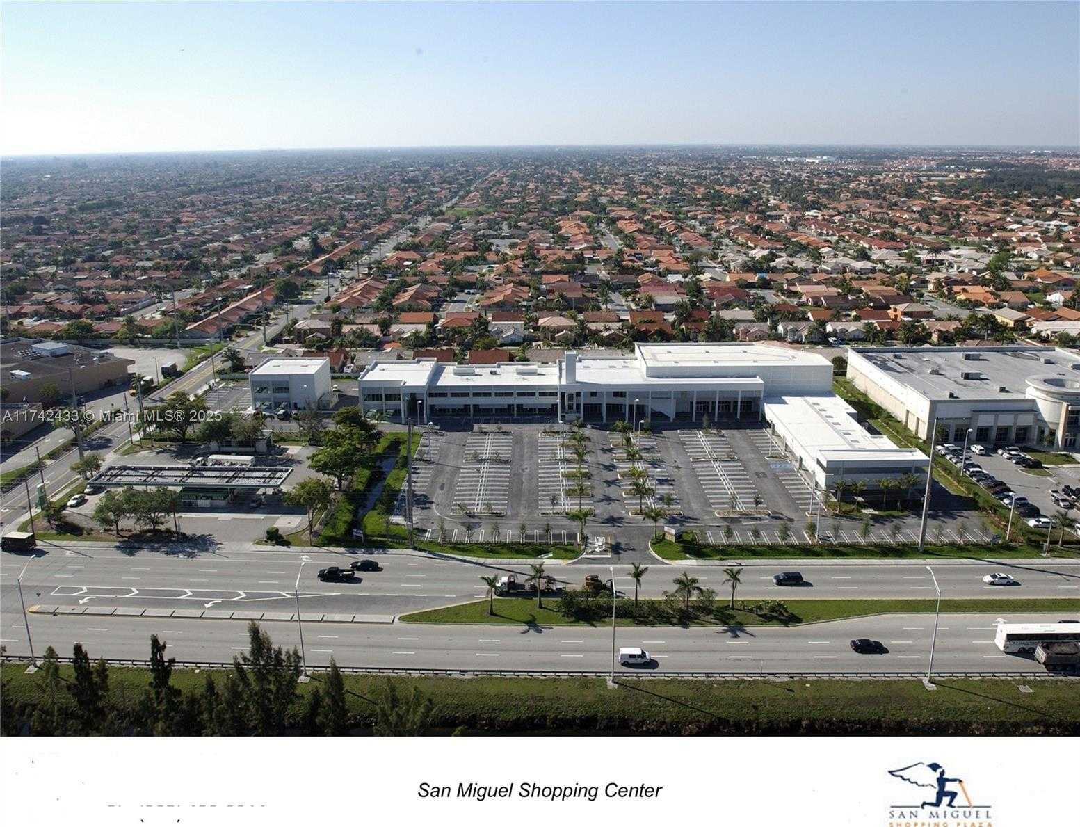 Small Image of 13914 SOUTH WEST 8TH ST, Miami Number 2