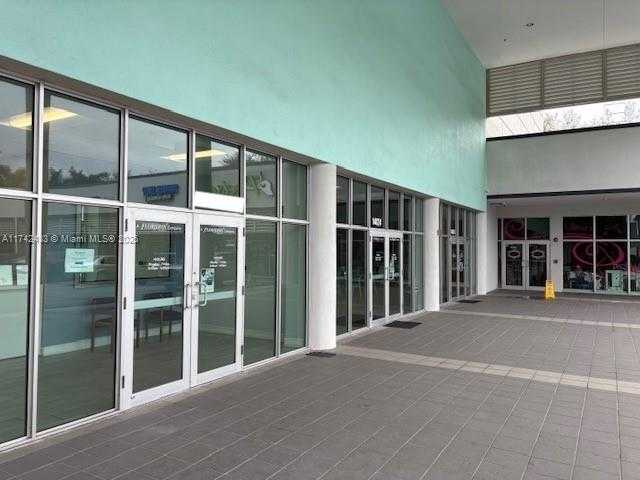 Small Image of 13914 SOUTH WEST 8TH ST, Miami Number 20