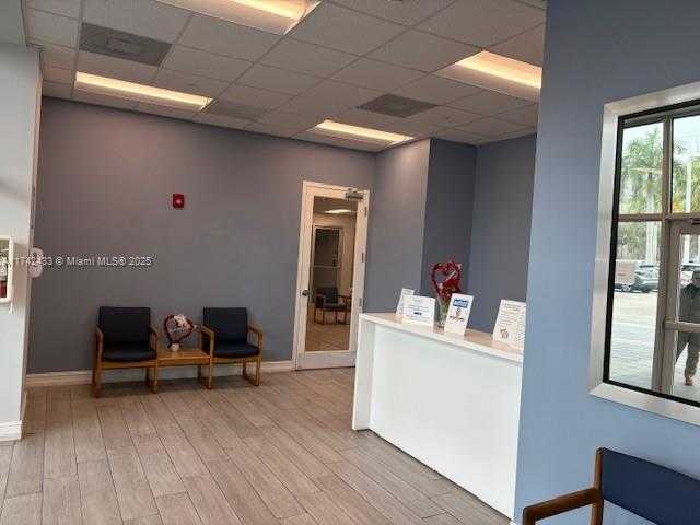 Small Image of 13914 SOUTH WEST 8TH ST, Miami Number 5