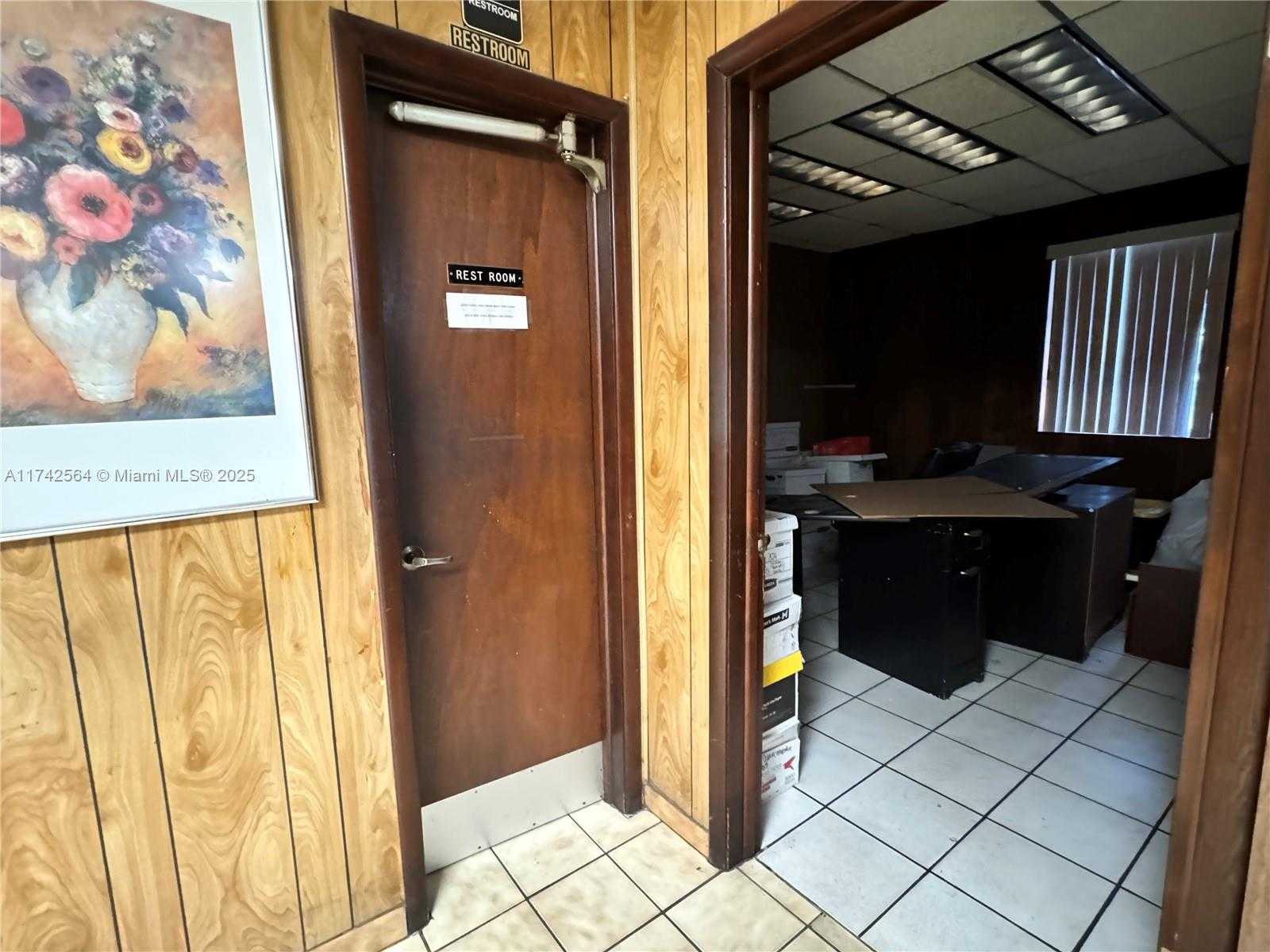Small Image of 1401 NORTH WEST 17TH AVE, Miami Number 6