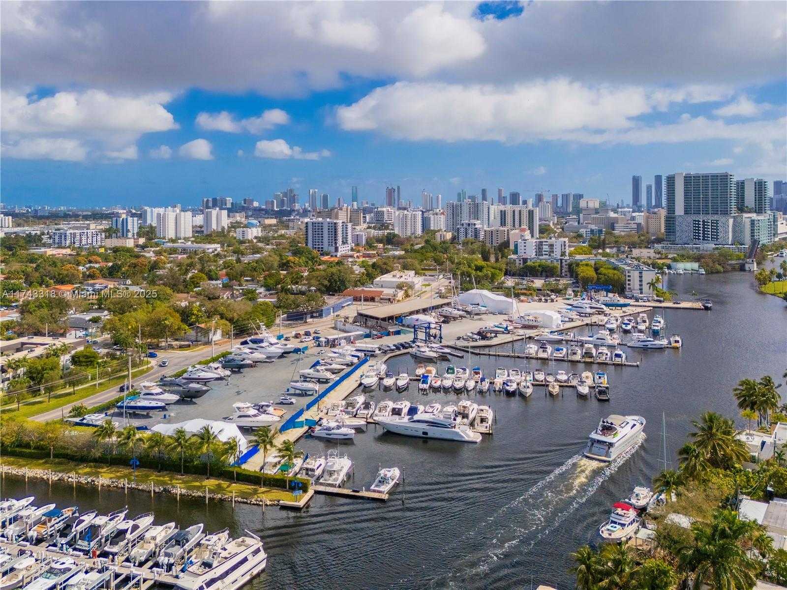 Small Image of 1871 NORTH WEST NORTH RIVER DRIVE, Miami Number 8
