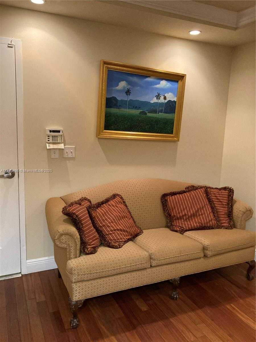 Small Image of 2030 SOUTH DOUGLAS RD #210, Coral Gables Number 12