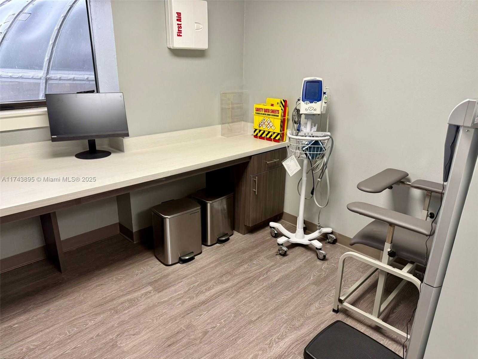 Small Image of 7100 WEST 20TH AVE, Hialeah Number 2