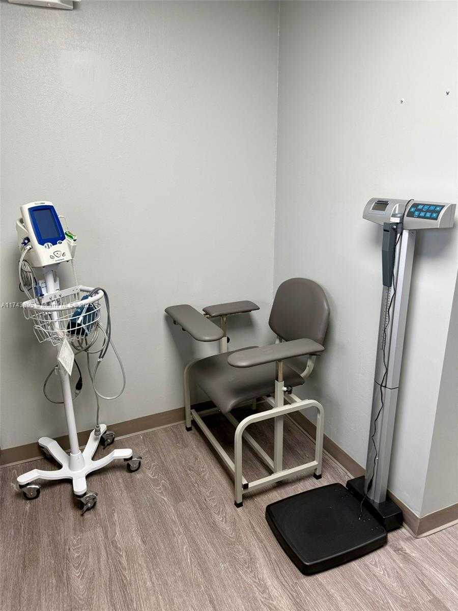 Small Image of 7100 WEST 20TH AVE, Hialeah Number 7
