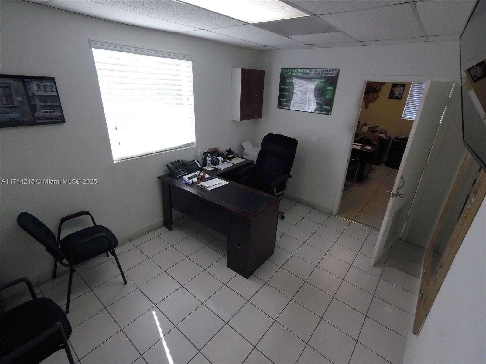 Small Image of 3131 WEST OKEECHOBEE RD, Hialeah Number 42