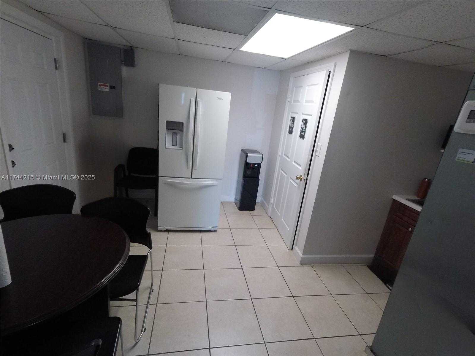 Small Image of 3131 WEST OKEECHOBEE RD, Hialeah Number 44