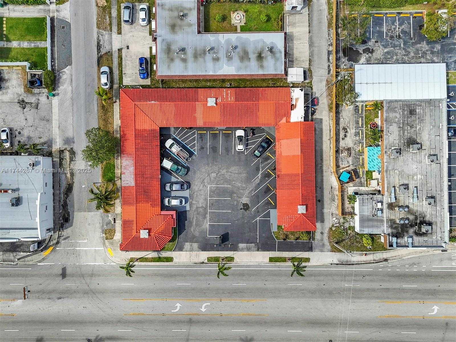 Small Image of 1150 SOUTH FEDERAL HWY, Dania Beach Number 22
