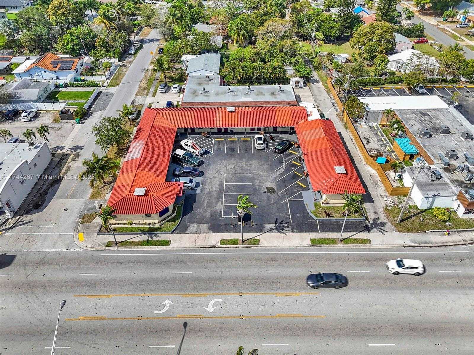 Small Image of 1150 SOUTH FEDERAL HWY, Dania Beach Number 25