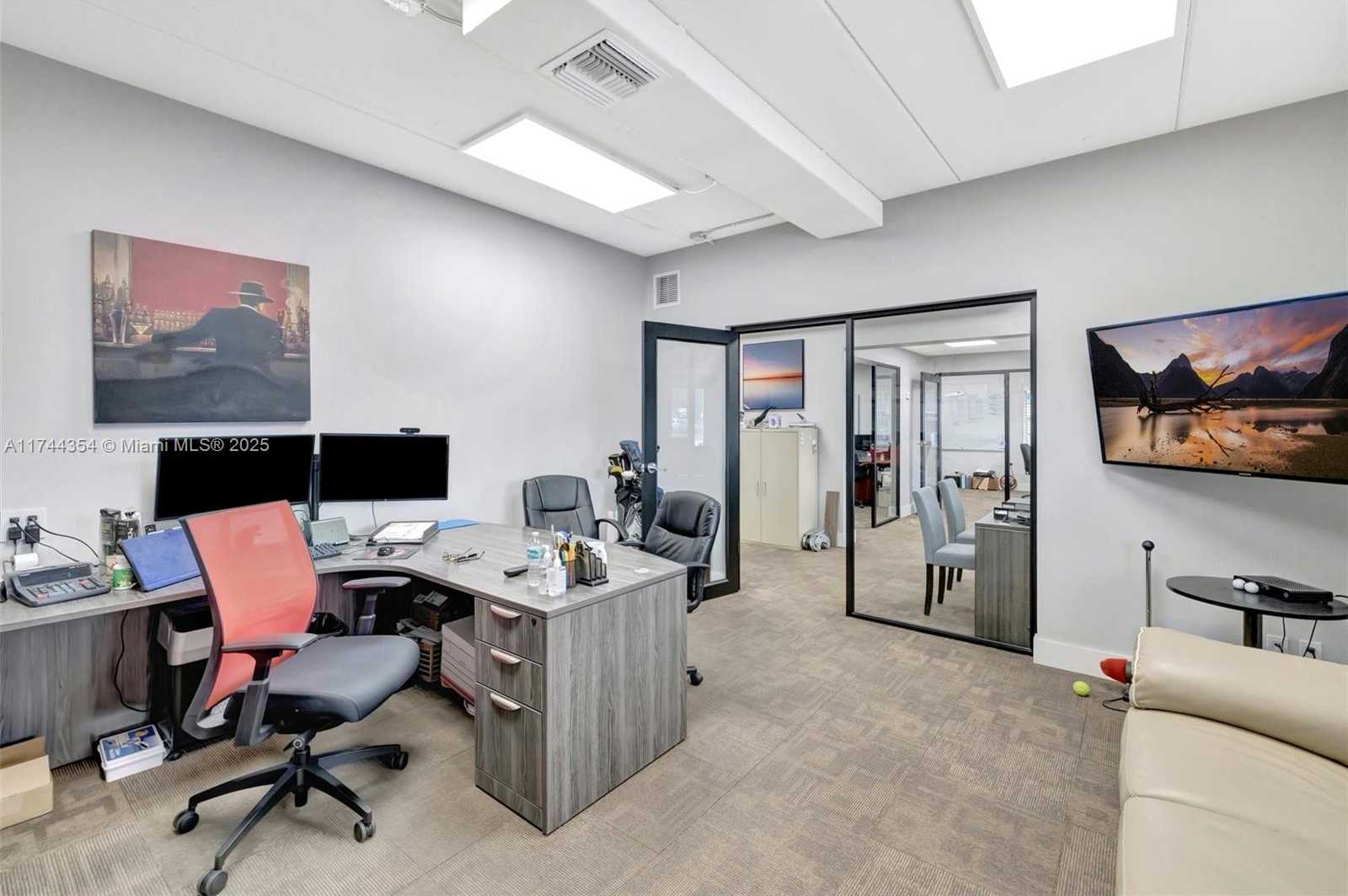 Small Image of 3483 NORTH EAST 12TH TER, Oakland Park Number 13