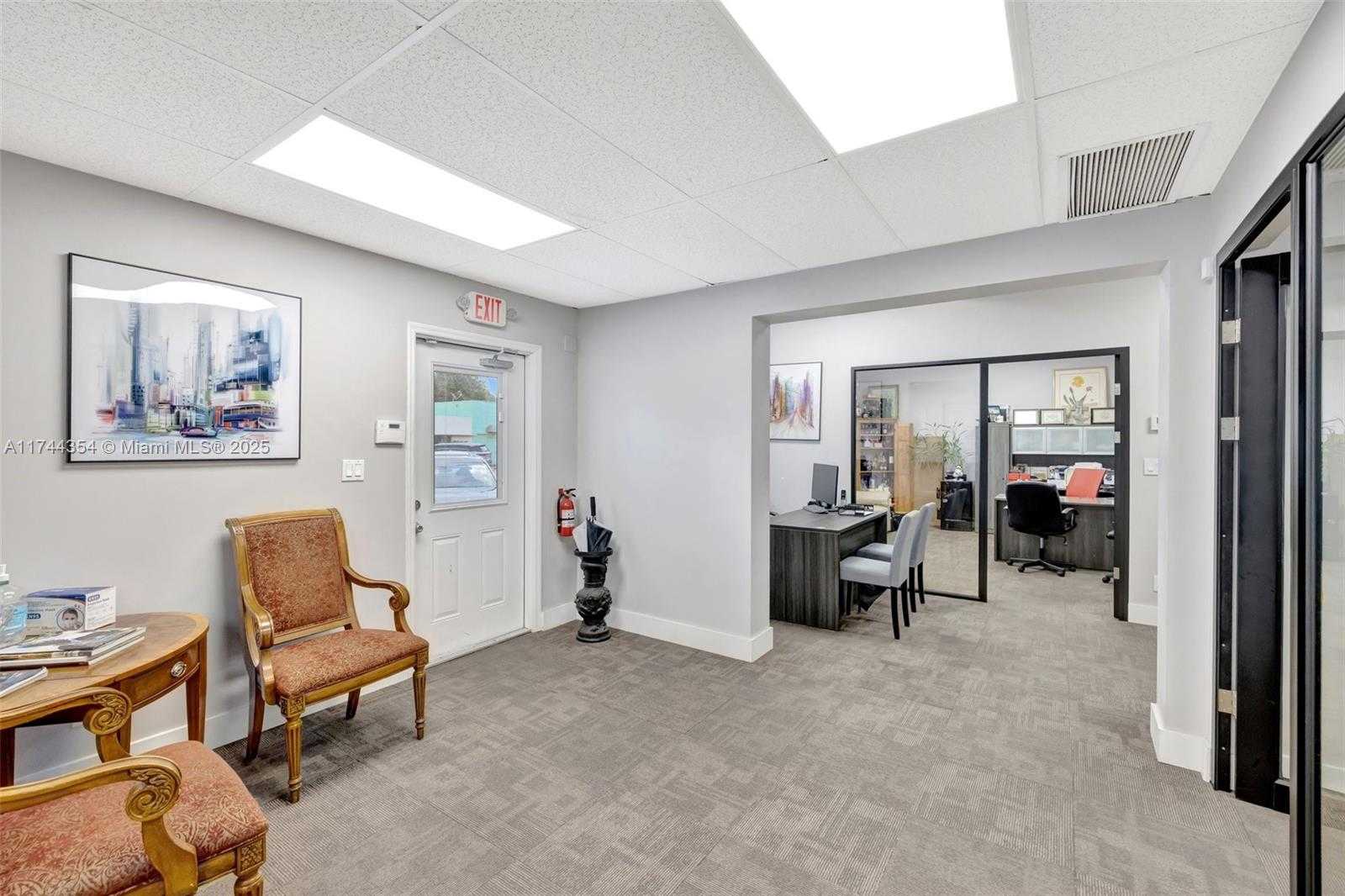 Small Image of 3483 NORTH EAST 12TH TER, Oakland Park Number 25