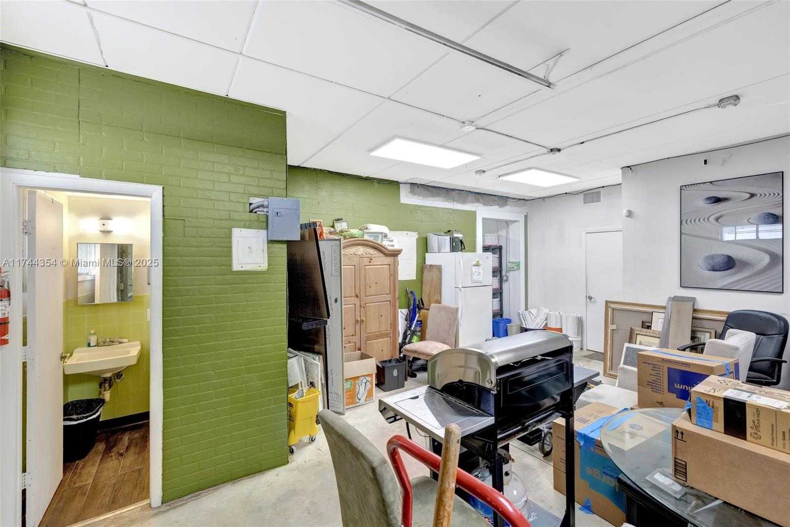 Small Image of 3483 NORTH EAST 12TH TER, Oakland Park Number 33