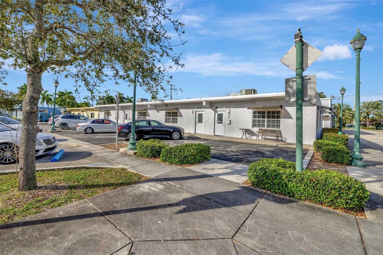 Small Image of 3483 NORTH EAST 12TH TER, Oakland Park Number 46