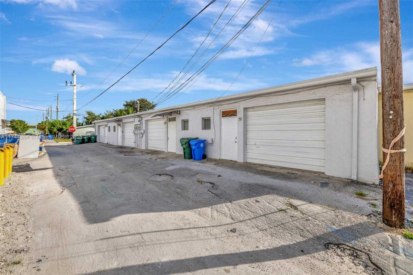 Small Image of 3483 NORTH EAST 12TH TER, Oakland Park Number 53