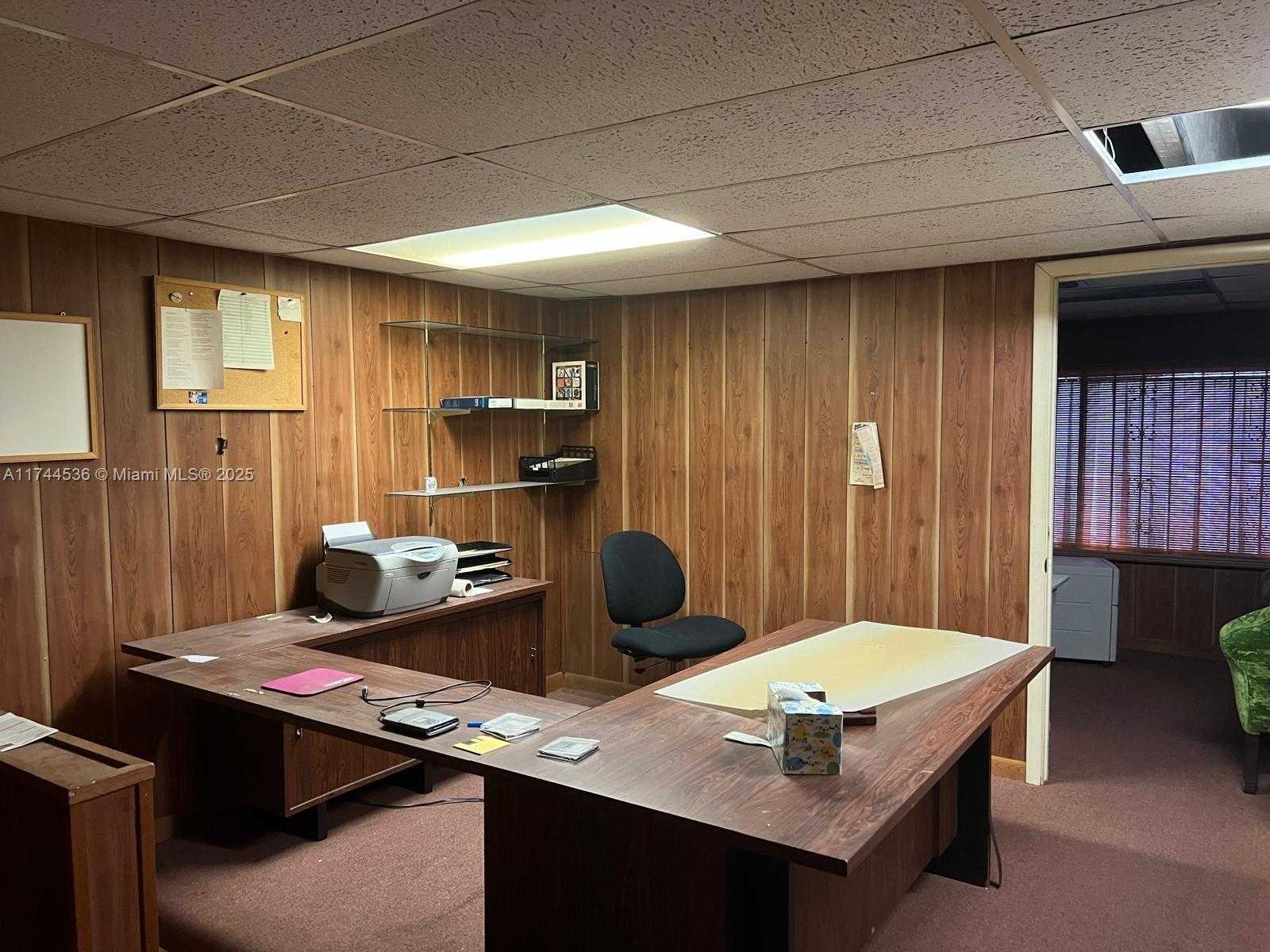 Small Image of 1670 WEST 39TH PL #1302, Hialeah Number 7