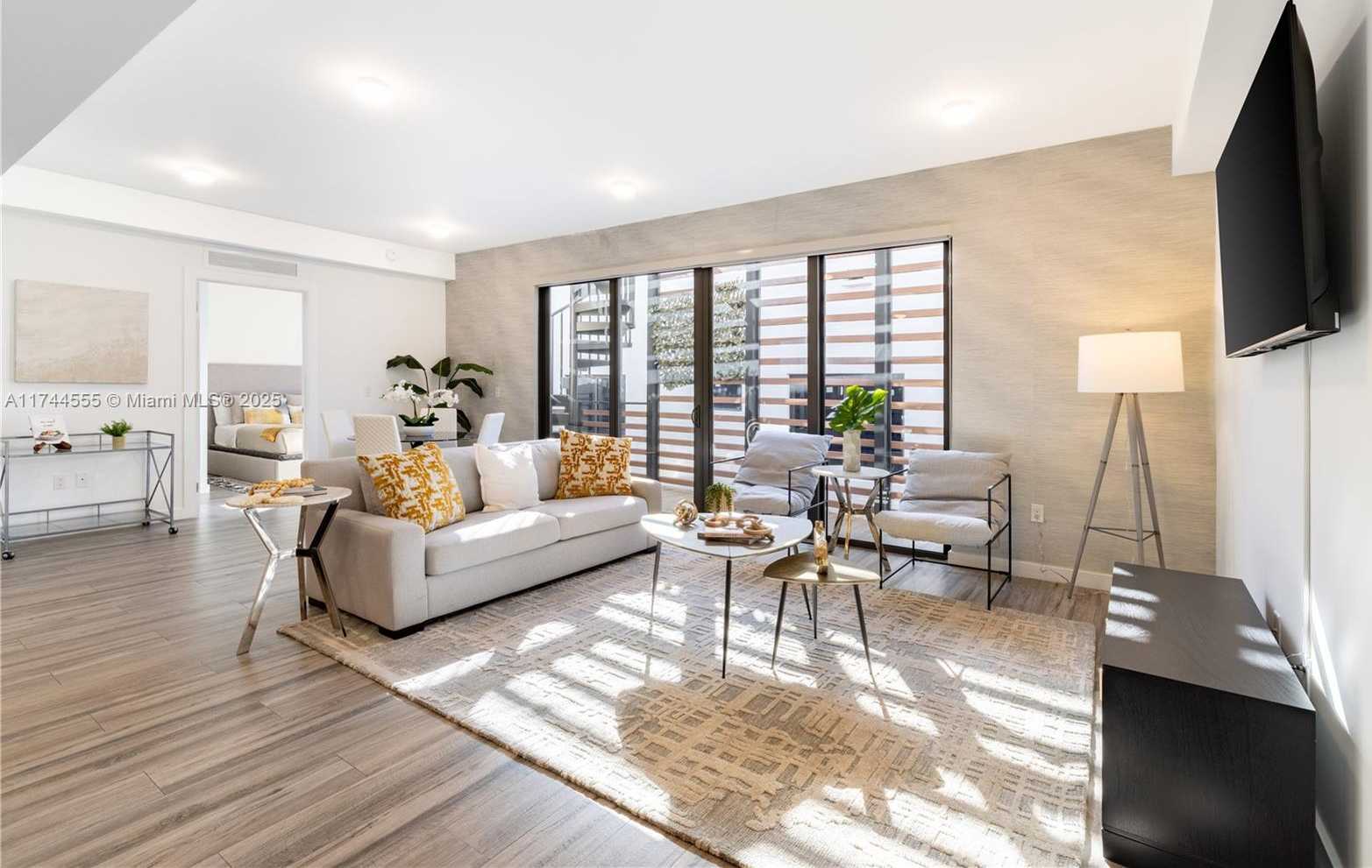 Small Image of 2955 BIRD AVE, Miami Number 2