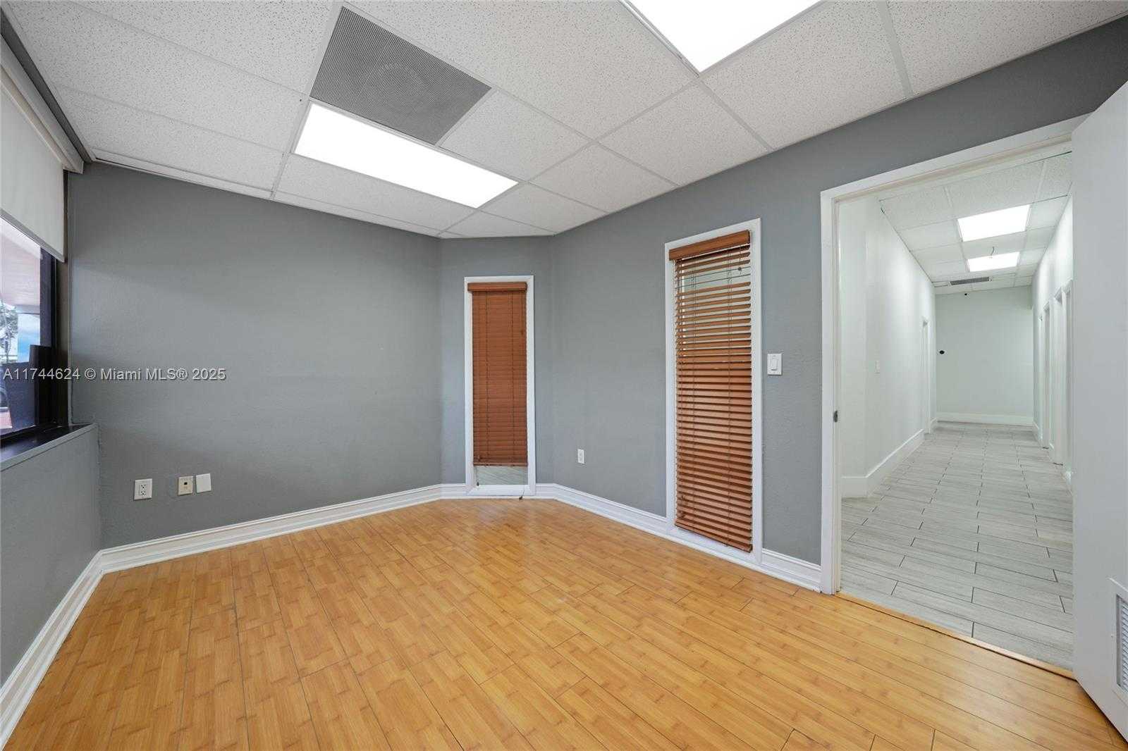 Small Image of 17687 NORTH WEST 78TH AVE, Hialeah Number 7