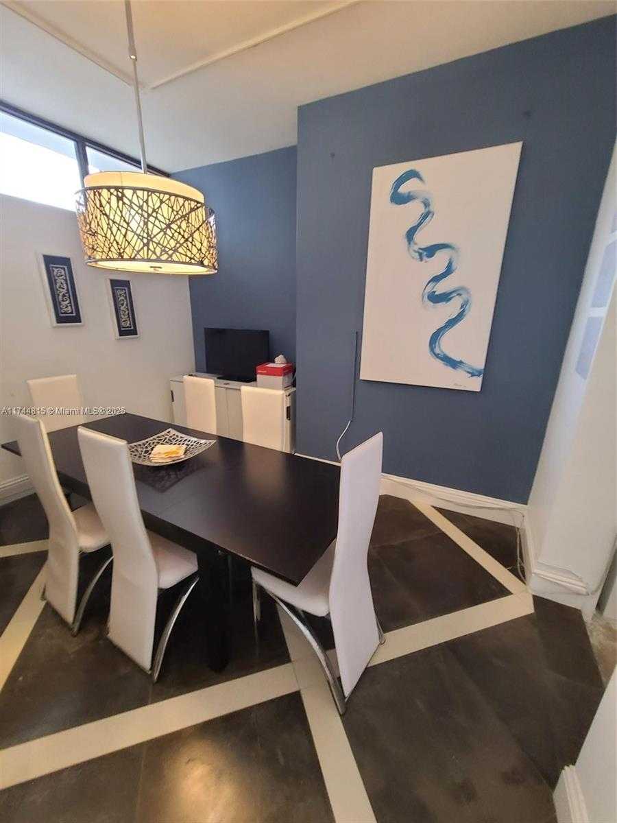 Small Image of 5781 BISCAYNE BLVD #CS-1, Miami Number 12