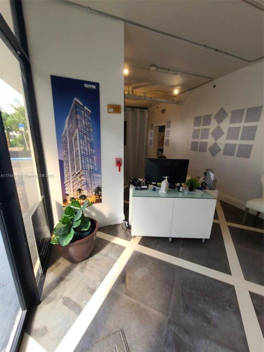 Small Image of 5781 BISCAYNE BLVD #CS-1, Miami Number 15