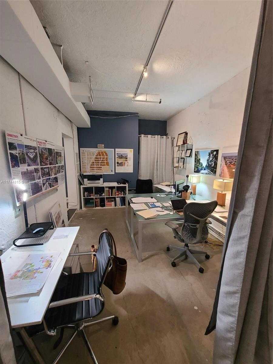 Small Image of 5781 BISCAYNE BLVD #CS-1, Miami Number 9