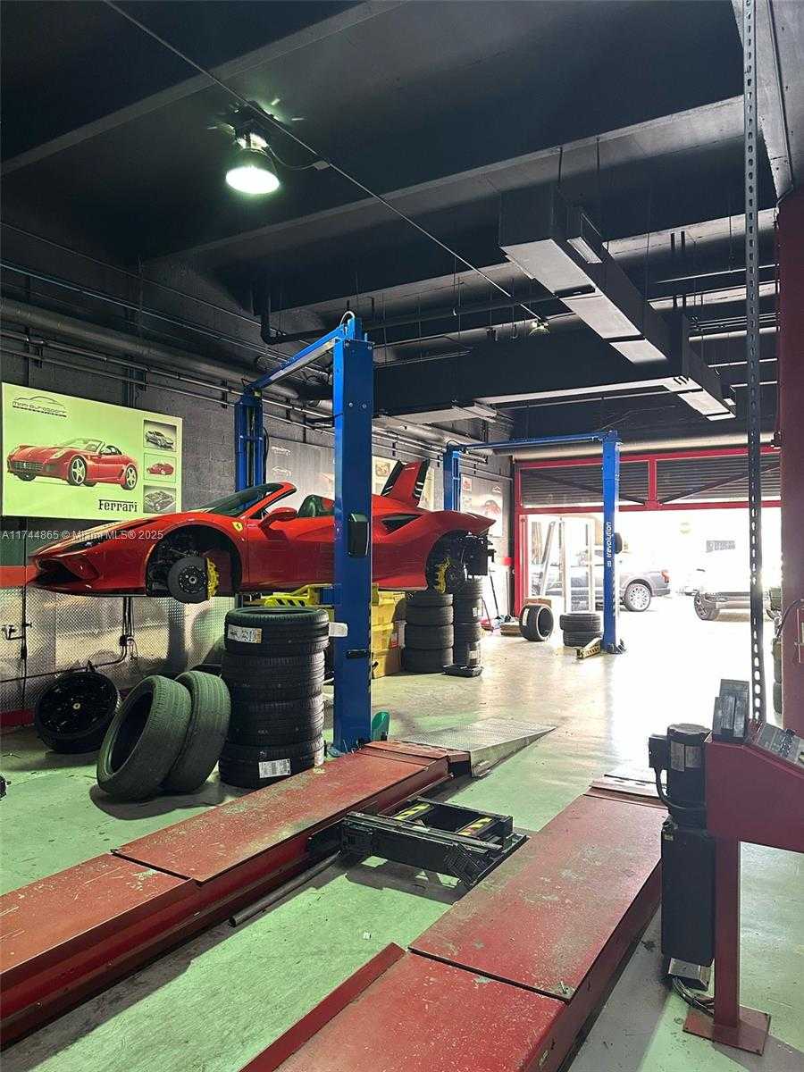 Small Image of 10200 NORTH WEST 25TH ST #A100, Doral Number 8