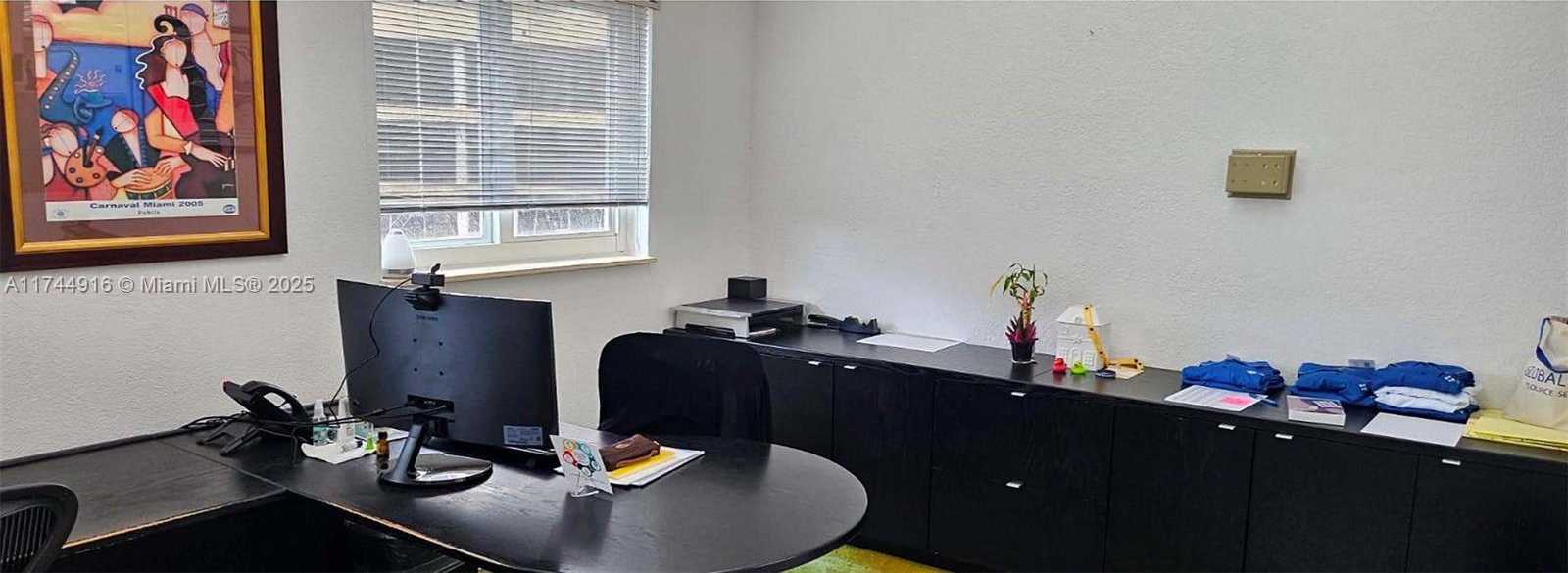Small Image of 770 PONCE DE LEON BLVD #2nd fl, Coral Gables Number 13
