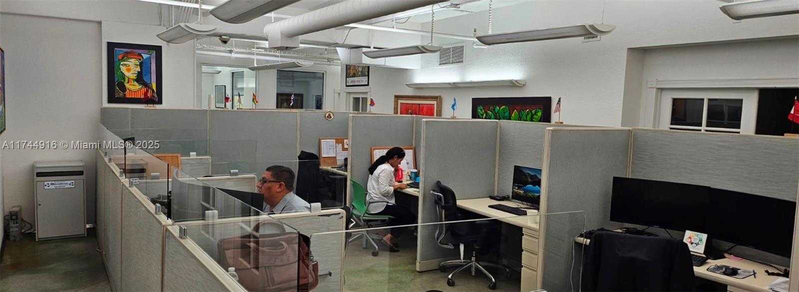 Small Image of 770 PONCE DE LEON BLVD #2nd fl, Coral Gables Number 8