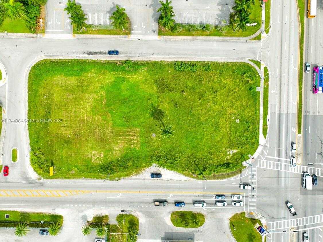 Small Image of 41 NORTH KROME AVE, Florida City Number 12