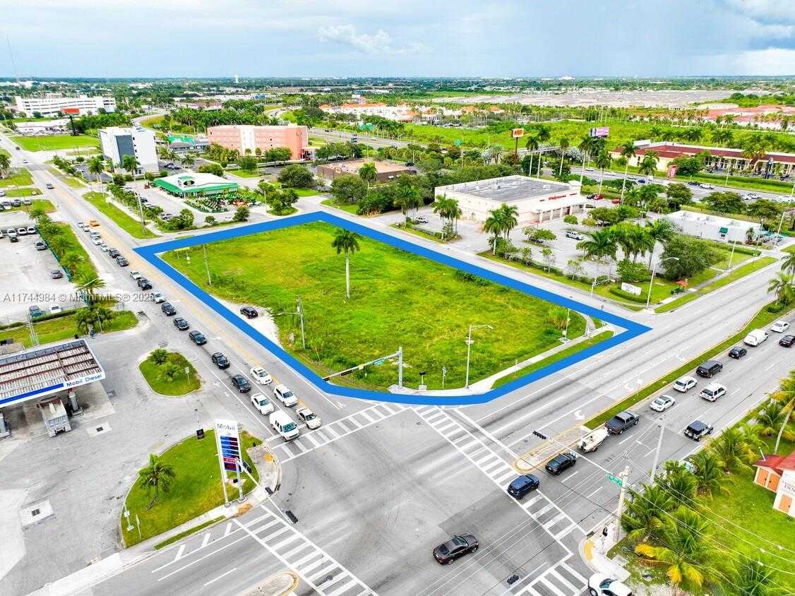 Small Image of 41 NORTH KROME AVE, Florida City Number 2