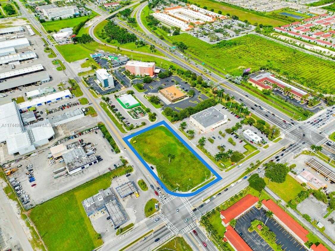 Small Image of 41 NORTH KROME AVE, Florida City Number 3