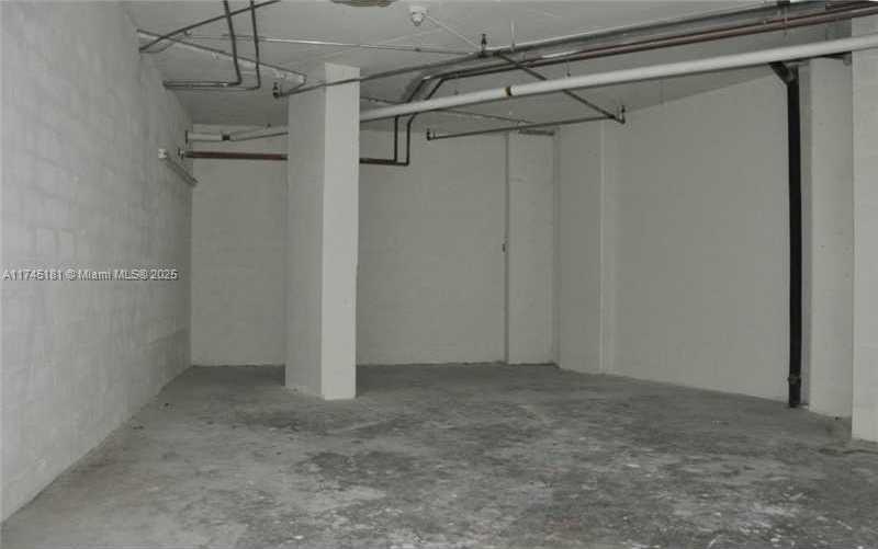 Small Image of 1900 NORTH BAYSHORE DR #212, Miami Number 10