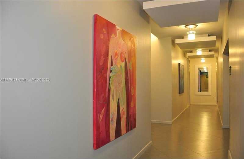 Small Image of 1900 NORTH BAYSHORE DR #212, Miami Number 17